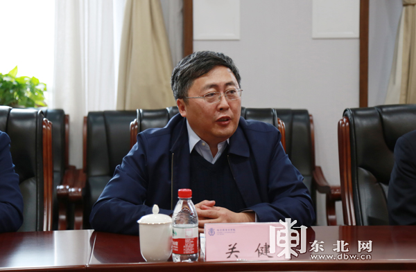 哈尔滨音乐学院党委书记关健.