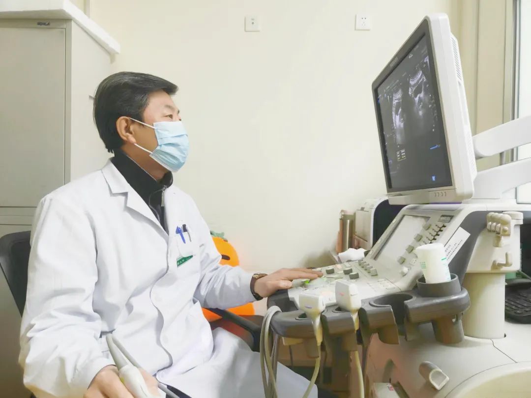 黑龙江中医大一院超声引导下介入治疗解决高龄患者急性化脓性胆囊炎