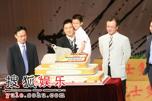 ���»�����party�ǳ� ����������֮������(ͼ)