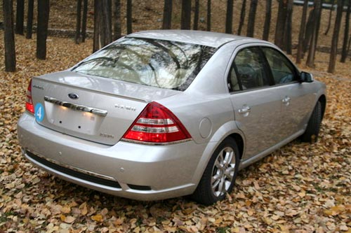 07款蒙迪欧降价258万20l最低跌至153万元