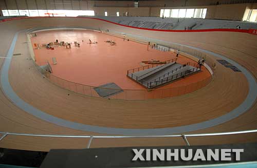 图为北京老山自行车馆内250标准木制赛道(8月27日摄)