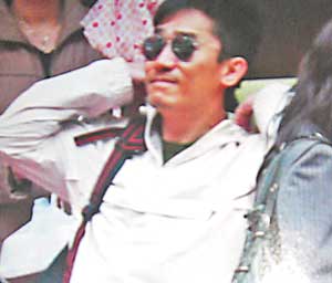 梁朝伟秘密婚检急于造人与刘嘉玲戒烟戒酒(图)