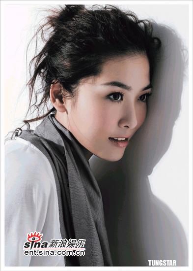 周丽淇拍剧日久生情懒理郑嘉颖大赞乔振宇(图)