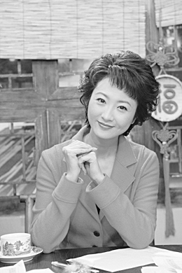 各大电视台派精兵强将谁是最火奥运女主播?