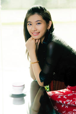 年轻貌美的总裁董思阳