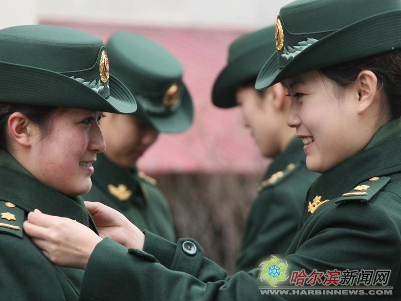 武警黑龙江总队更换07式深橄榄绿色冬季军服