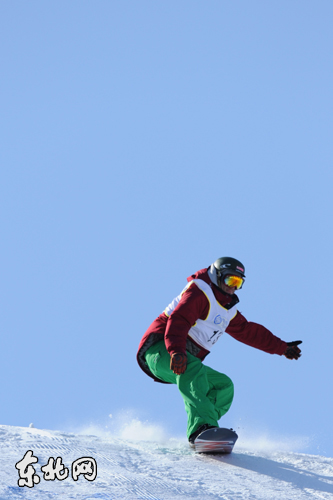 单板滑雪空中技巧 日本选手国母和宏夺冠