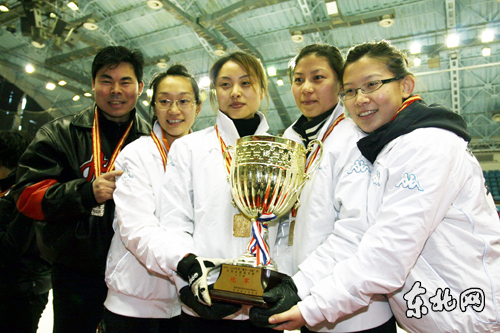 全国冰壶冠军赛落幕 哈尔滨男女一队分获男女