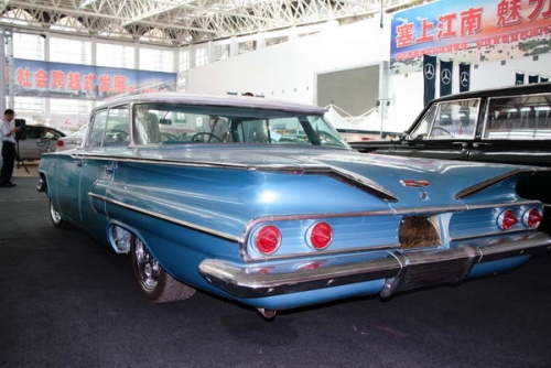 传奇老爷车图解1959年的雪佛兰英帕拉图