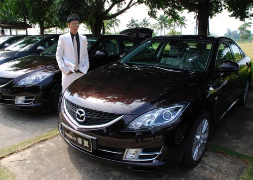 黄晓明座驾:睿翼    周迅座驾:宝马(参数 图片)mini(图片)