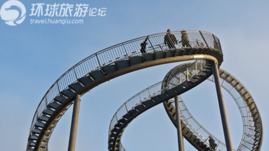 你试过么?用脚走上去的过山车