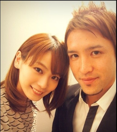 日本太太团争先斗艳 细贝萌娇妻床照pk香川女神