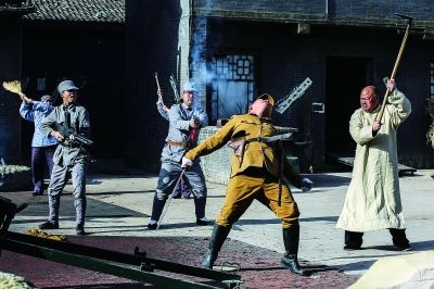 日本兵演员4年“死”六千次 严谨不演雷剧