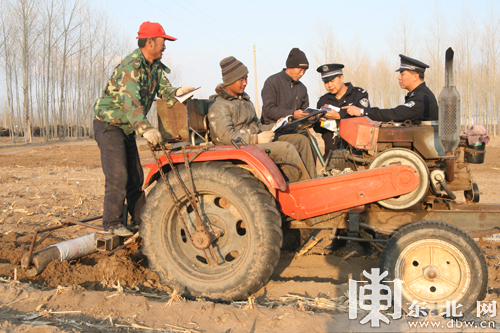 大庆市公安交警支队提升乡村高危道路管控能力