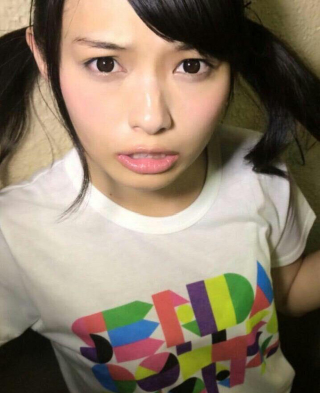 但她也有搞笑的照片