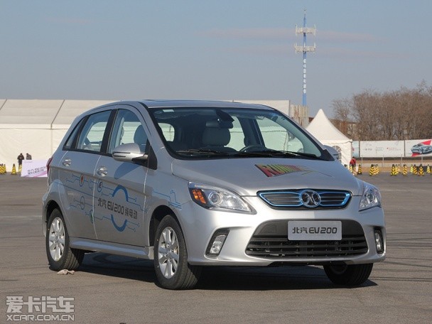 北汽ev200