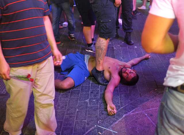 【图】实拍西班牙街头上男男女女的纵欲狂欢