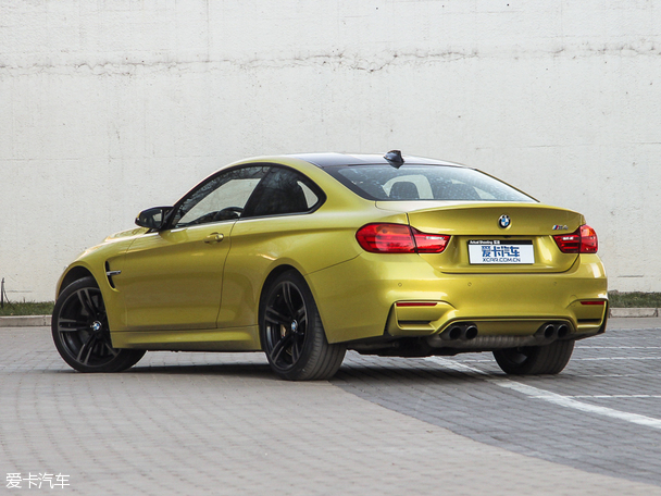 售927万元宝马m4双门轿跑新增mt版本