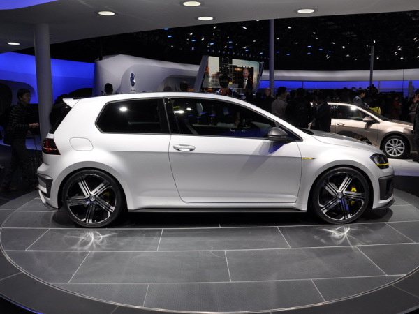 高尔夫r400限量生产海外售价超奥迪rs3