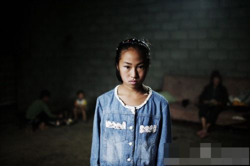 女儿的泪作文|女儿的泪作文600字