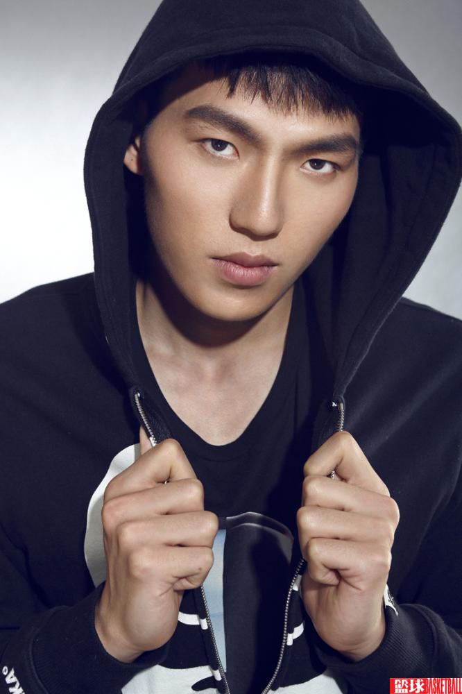 国奥萧敬腾吴前写真 网友:王子的新衣任你挑选