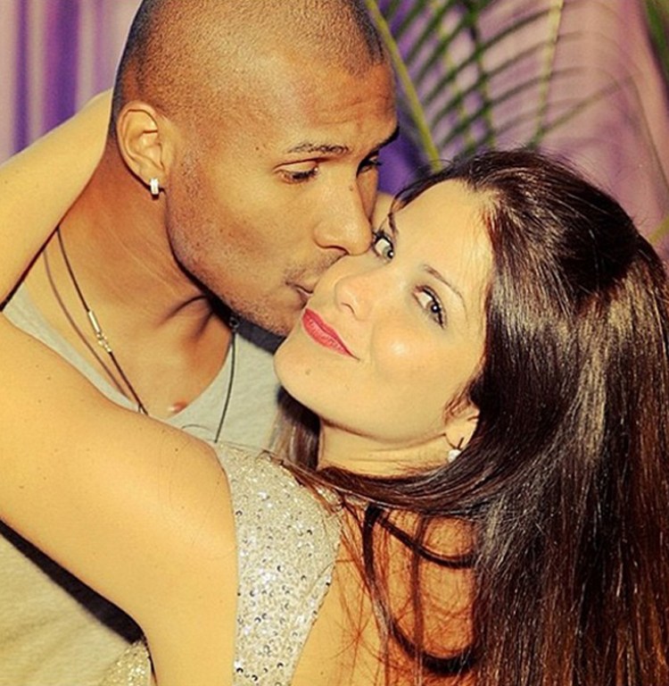 体坛婚恋观中国爱吃窝边草外国偏爱嫩模