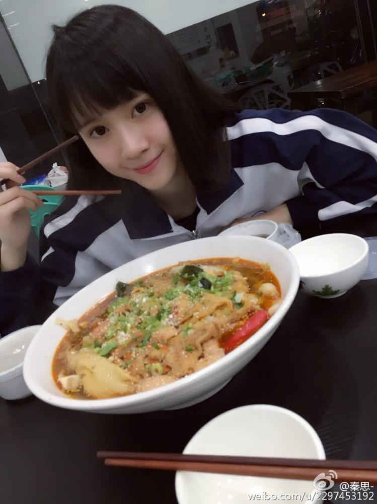 18岁最萌军训校花来袭 清纯胜过陈都灵-东北网社会-东北网