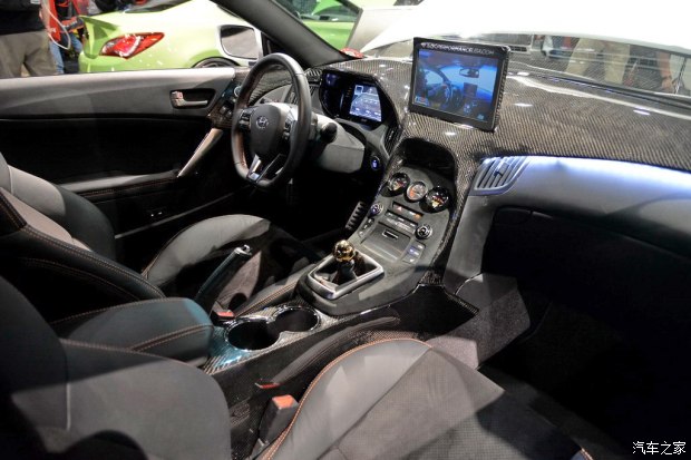 2015sema两辆改装现代劳恩斯酷派