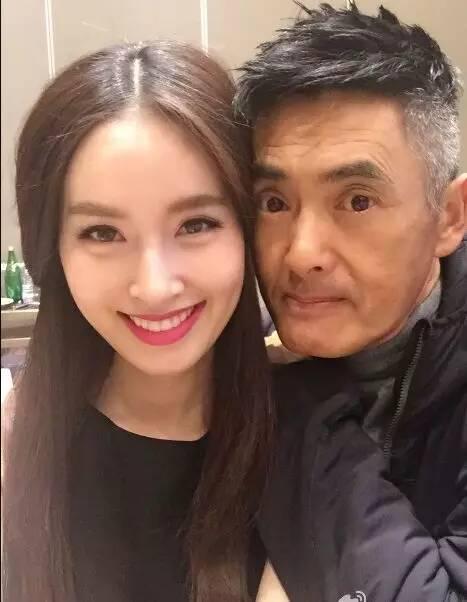 宝儿与发哥的合影