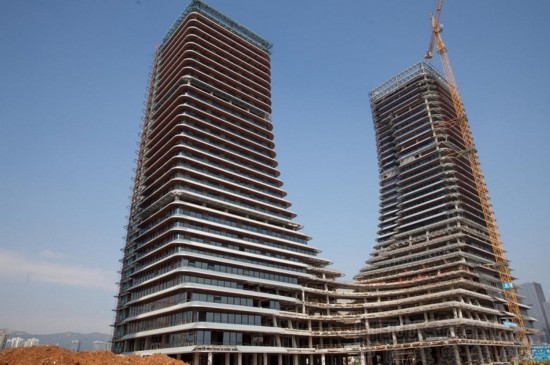 秋裤倒了 厦门倒立u型奇葩楼呼应苏州秋裤楼