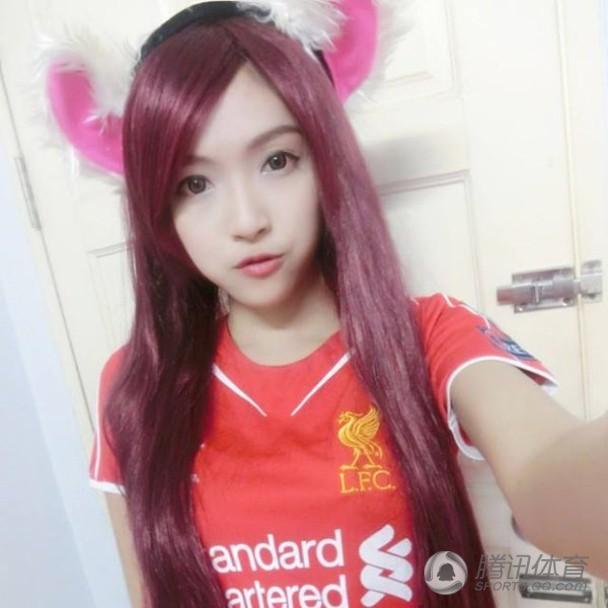印尼最美利物浦女球迷 蛇精脸身材火辣