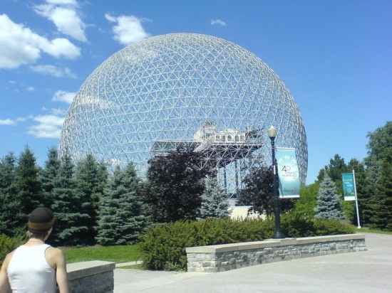 亮瞎眼近乎疯狂的奇特建筑世界