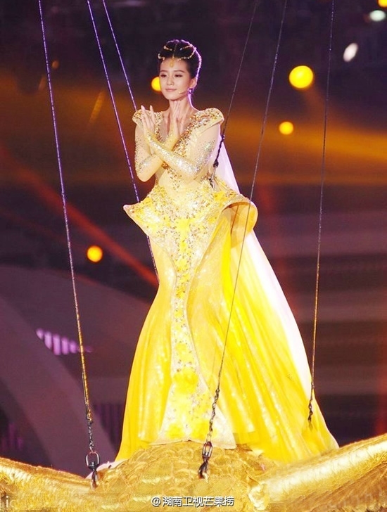 金鹰女神含金量到底有多高 郑爽PK娜扎谁更有