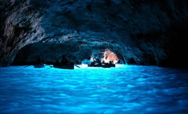你尝试过洞穴探险吗原来地底下竟然可以这么美