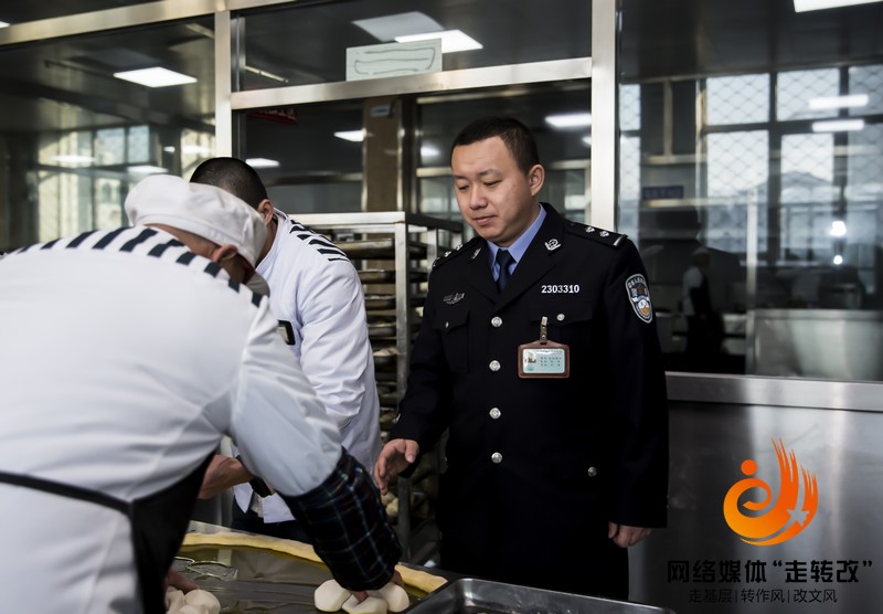 85后监狱民警夫妻用团聚的力量温暖服刑人员