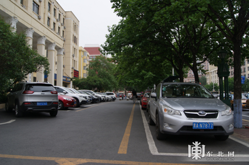 哈市倡导推广省商务厅免费错时开放自用停车场