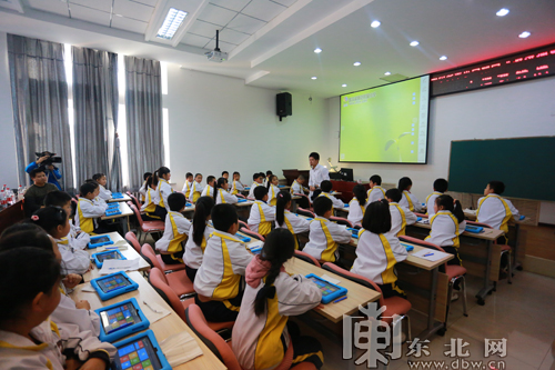 哈尔滨市教育局将严查教师收礼等多项违规行为