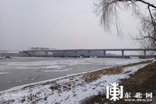 哈尔滨市依兰牡丹江大桥建成通车
