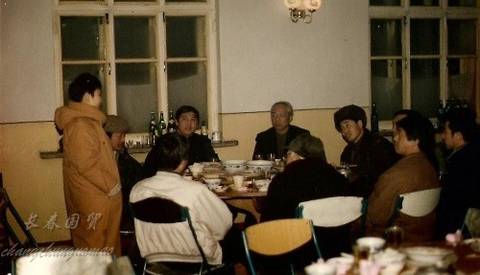 李娜27年前拍摄《嫂子颂》现场照曝光