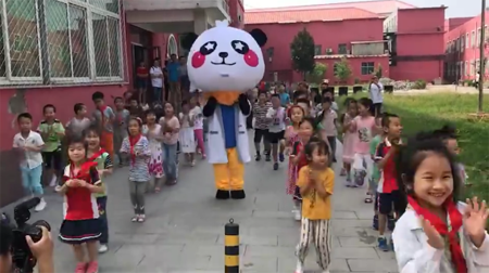 DaDa公益项目继续传递Da爱 为民工子弟学校