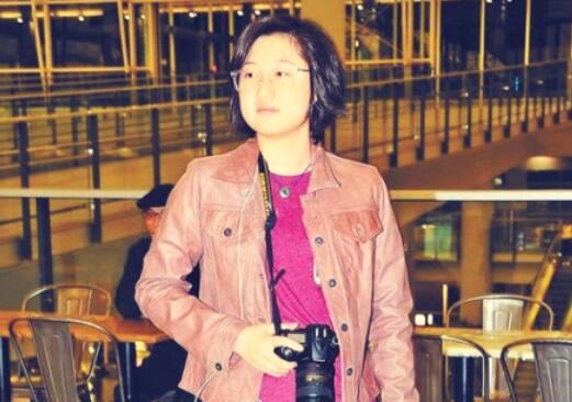 小龙女”吴卓林和女友Andi订婚了!创业当老板创业资金疑似来自成龙