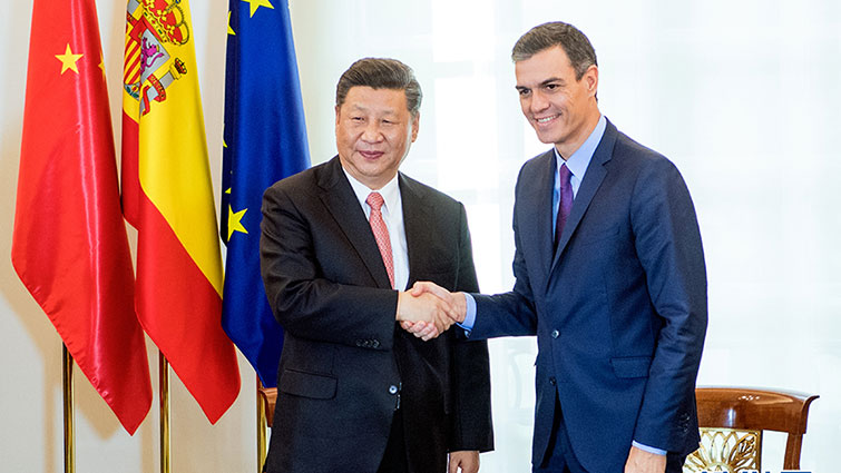 毕宝文为黑龙江省公安厅直属机关党员干部讲专题党课