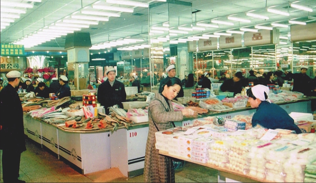 哈尔滨市道里菜市场承载舌尖记忆见证时代变迁
