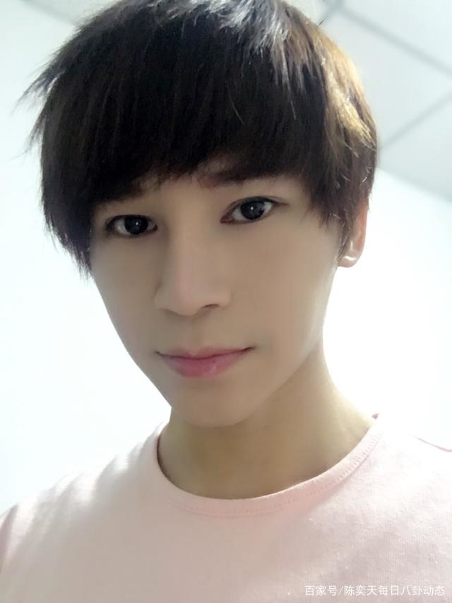 新华网■陈奕天王源高圆圆杨颖海清大S 到底谁是明星吃货?