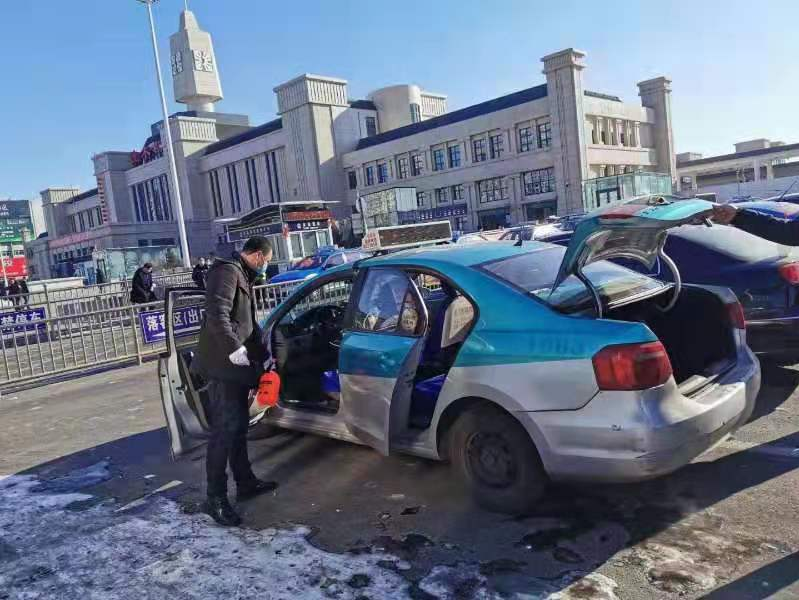 佳木斯在疫情防控中组织动员社会力量切实发挥作用