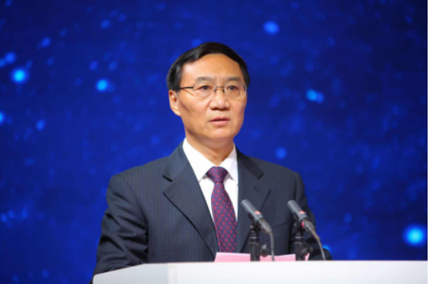 对邯郸市的发展环境以及"532"主导产业进行推介,市领导樊成华,崔永斌