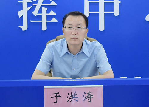 会后,市委副书记,市长,市防指总指挥于洪涛立即主持召开我市防台风