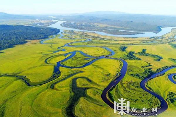 三江平原山脉图片