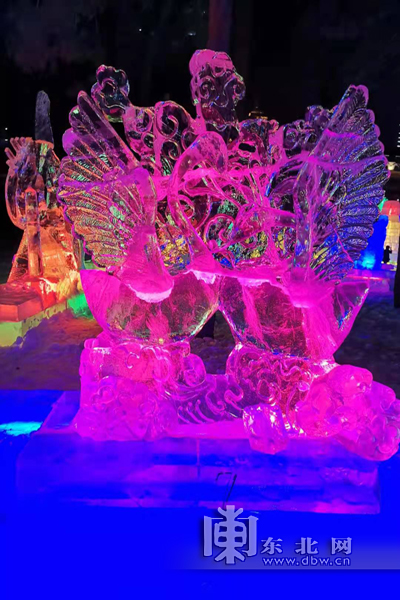 沈阳南湖公园冰灯图片