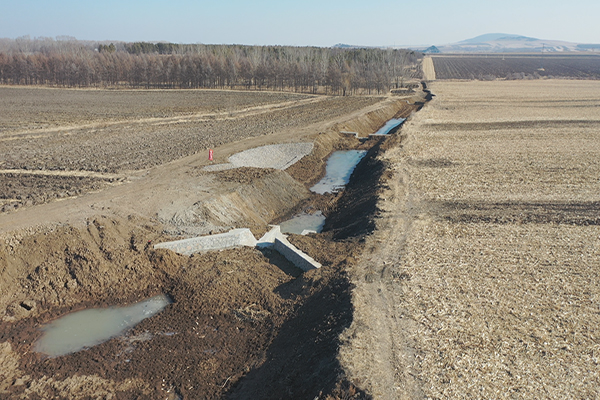 治理侵蚀沟护好黑土地